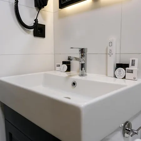 Hotell & Private Transportation Istanbul Airport-by Loft